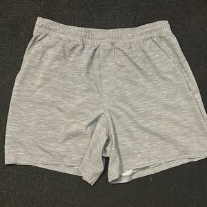 Men’s (L) Lululemon shorts